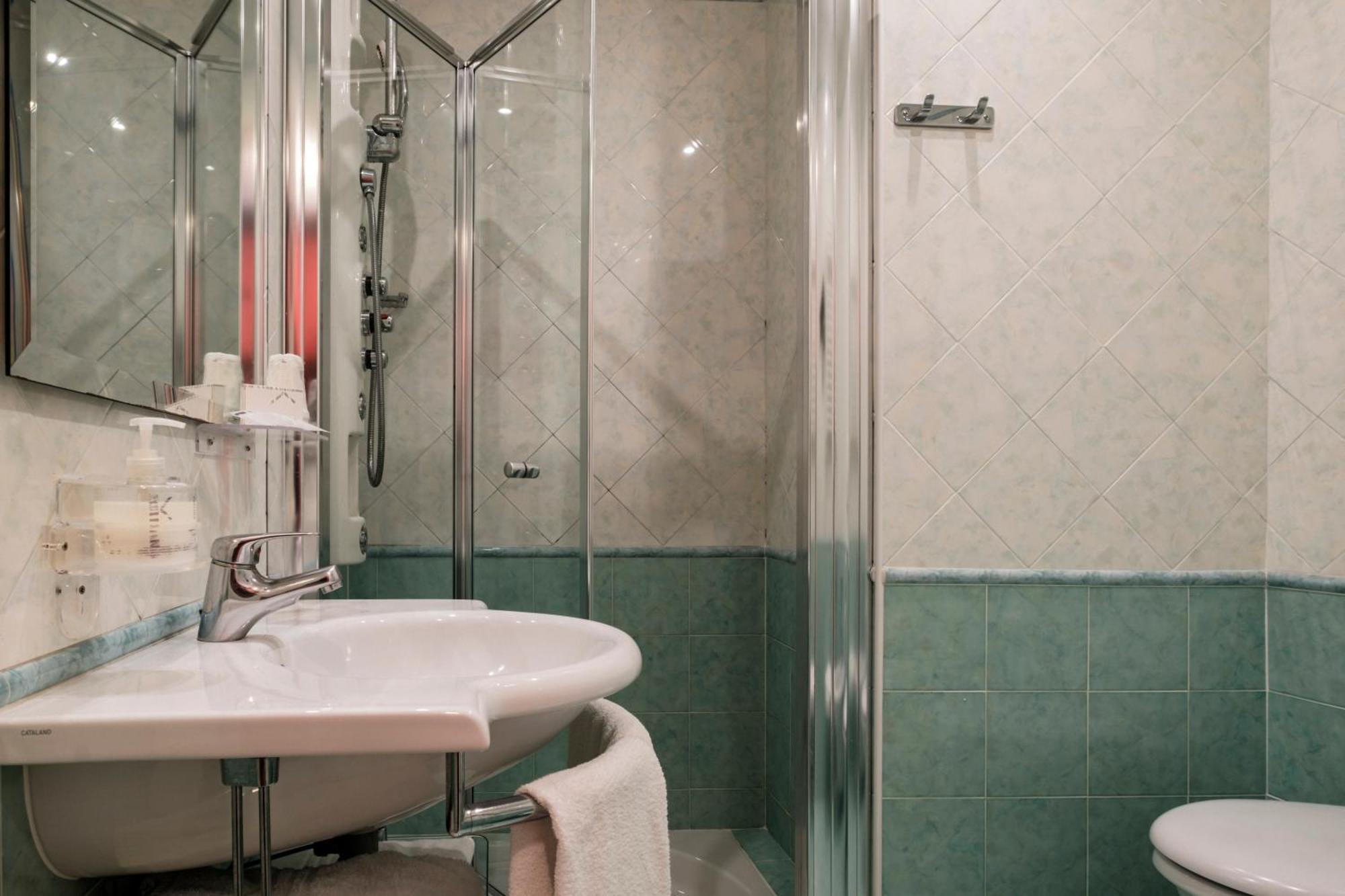 Augustus Hotel Риччоне Экстерьер фото